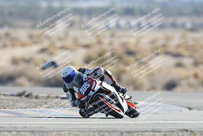 media/Dec-07-2025-CVMA (Sun) [[3e7d2de5dc]]/Race 12- Formula 40 MW and LW/